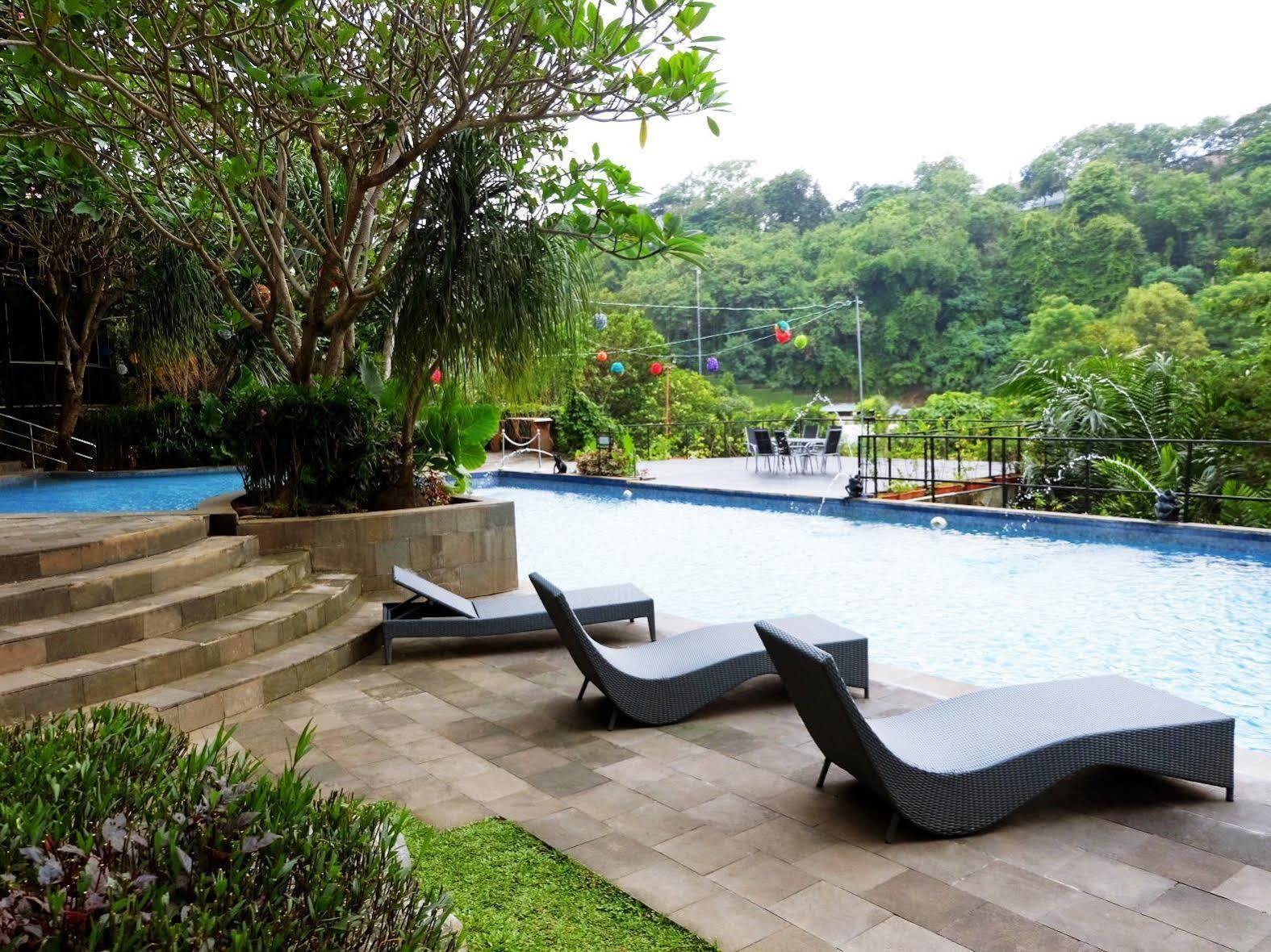 Oak Tree Emerald & Coventions 4*