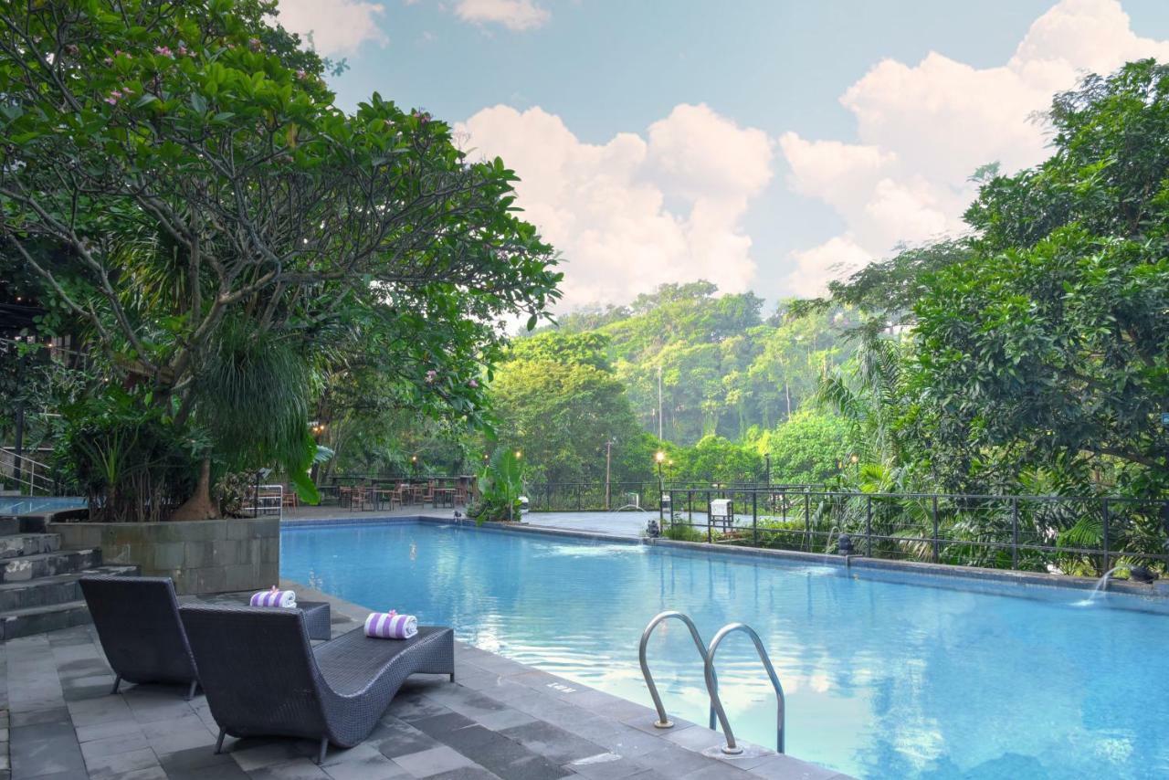 Hotel Oak Tree Emerald & Coventions 4*